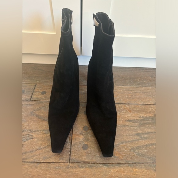 Stuart Weitzman Black Suede Vintage Booties Size 10 - Picture 3 of 9